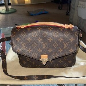 Crossbody lv prestine Meste